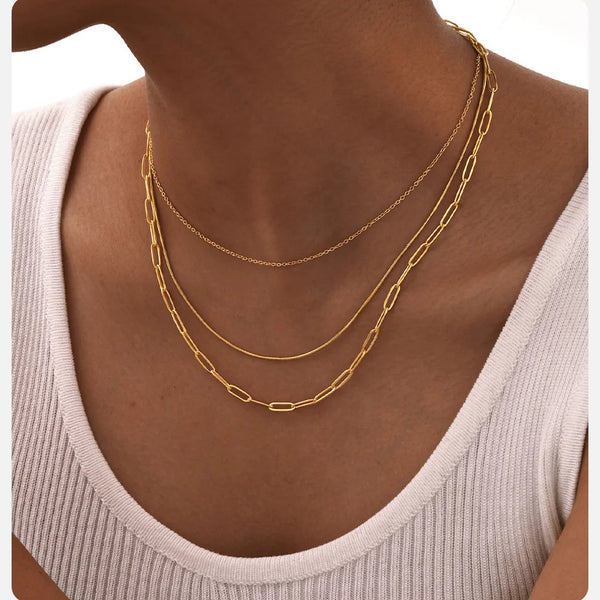 Golden Layers – Set of 3 Steel Goldplated Necklaces
