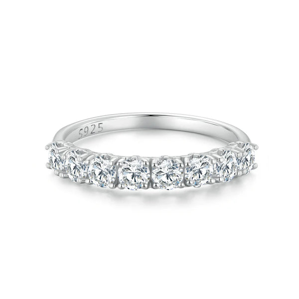 Jocely – Moissanite Ring Timeless Sparkle