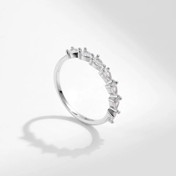 Arrowna - Silver Zircon Ring